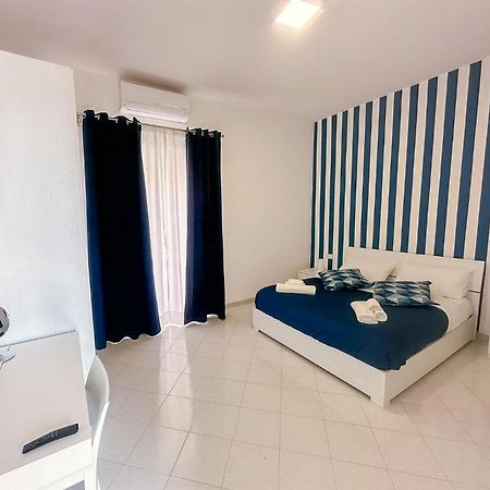 Rosy'S Apartament Кастелламмаре-ди-Стабия Экстерьер фото